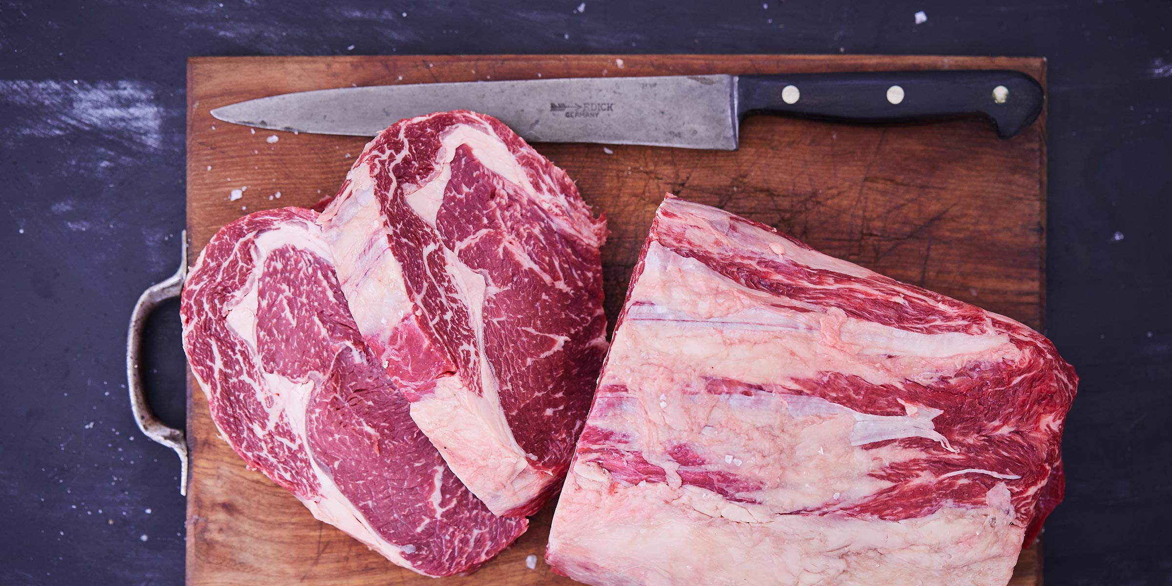 International meat products and excellent own brands – exclusively from the house of Jacobsen